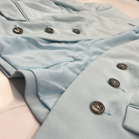 White House Black Market Light Blue 3/4-Sleeve Blazer (Size 12 Petite) - Picture 2 of 2